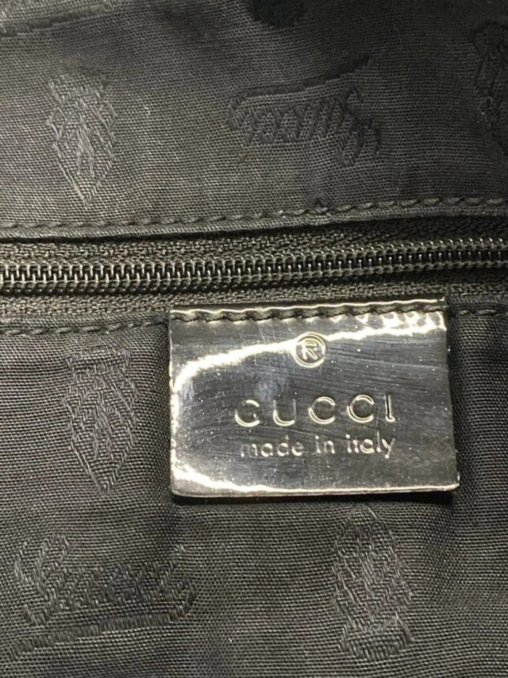 GUCCI GG 211976 Dark Brown Beige Black Jacquard Patent Leather Tote Bag - Picture 8 of 15